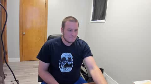 Snapshot of magicman176 chatting on 11/24/25, 06:07 Magic176 online show from 11/24/25, 06:07