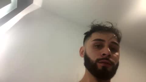 Snapshot of magicmatt230 chatting on 11/23/25, 03:23 magicmatt online show from 11/23/25, 03:23