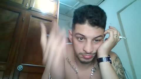 Snapshot of magico_9809 chatting on 01/29/25, 01:27 BRAYAN online show from 01/29/25, 01:27