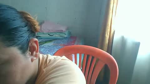 Snapshot of magiietaylor_ chatting on 10/12/25, 05:56 Maggie Taylor online show from 10/12/25, 05:56