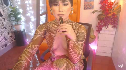 Snapshot of magnificentlydevilqueen chatting on 09/14/25, 09:19 MagnificentlyDEVILQueen online show from 09/14/25, 09:19