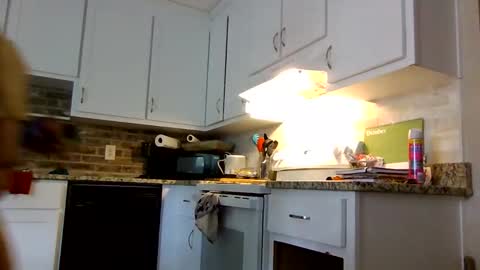 Snapshot of magsjane chatting on 11/05/25, 05:35 Kaye online show from 11/05/25, 05:35