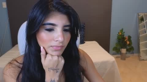 Snapshot of maiaa_ruiz chatting on 01/11/25, 04:25 Maiaa Ruiz online show from 01/11/25, 04:25