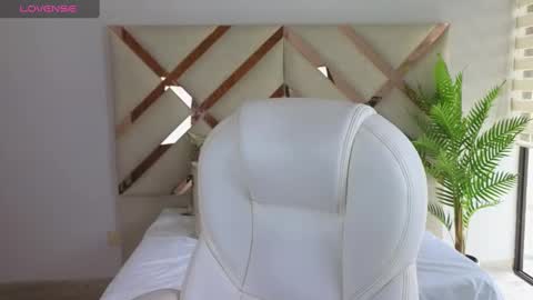 Snapshot of maiaa_ruiz chatting on 03/11/25, 05:13 Maiaa Ruiz online show from 03/11/25, 05:13