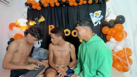 Snapshot of maicol_cum23 chatting on 10/11/25, 09:13 maicol_cum23 online show from 10/11/25, 09:13