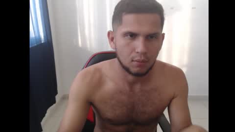 Snapshot of maik_135 chatting on 09/23/25, 09:40 maicol online show from 09/23/25, 09:40