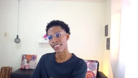 Snapshot of maiki18 chatting on 03/07/25, 02:23 I am Maik online show from 03/07/25, 02:23