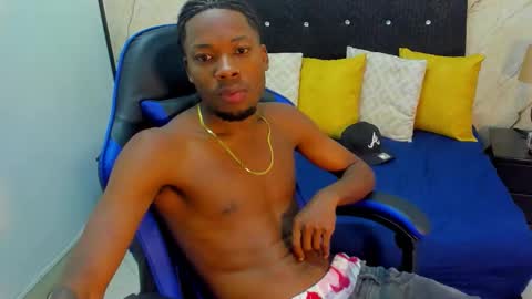 M A I K O L -- M O N S T E R C O C L online show from 11/05/25, 02:22