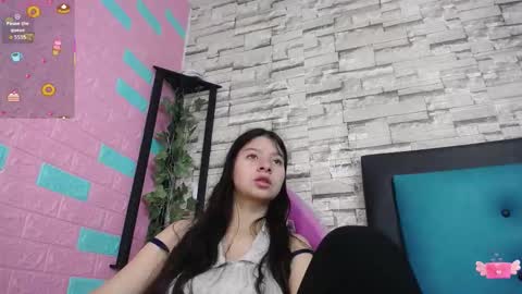  MAILY CAN  online show from 10/10/25, 12:59