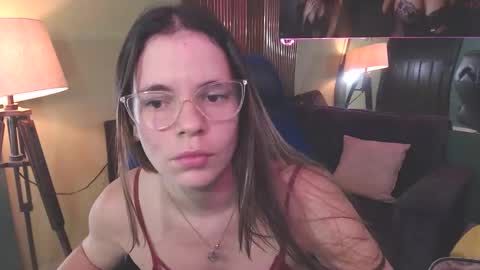 Snapshot of maira_md chatting on 10/29/25, 03:42 MAIRA online show from 10/29/25, 03:42