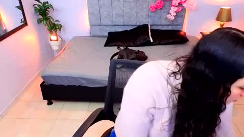 MAITE STONE1 online show from 10/05/25, 03:27