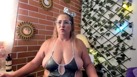 majahills online show from 11/21/25, 08:18