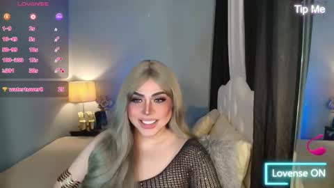 Snapshot of majestydannaxx chatting on 11/12/25, 06:25 majestydannaxx online show from 11/12/25, 06:25