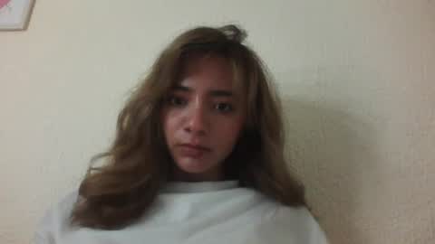 Snapshot of majo_gomezz chatting on 10/21/25, 11:16 majo_gomezz online show from 10/21/25, 11:16