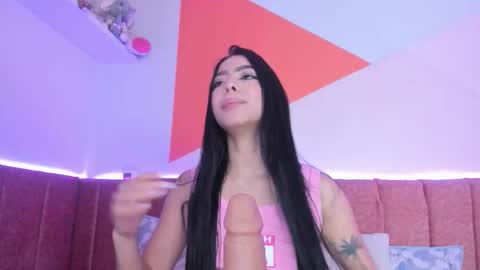 Snapshot of majoogomez chatting on 11/14/25, 10:25 Majo Gomez online show from 11/14/25, 10:25