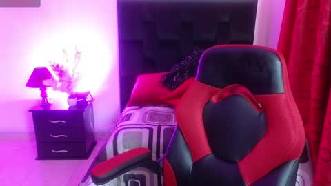 Snapshot of majuu__ chatting on 12/11/24, 12:02 Celeste Bonet online show from 12/11/24, 12:02
