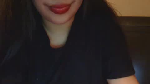 Snapshot of makaylarubi chatting on 10/20/25, 06:25 Makayla online show from 10/20/25, 06:25