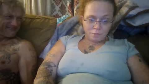 Snapshot of make_me_cum_69x chatting on 09/18/25, 09:00 make_me_cum_69x online show from 09/18/25, 09:00