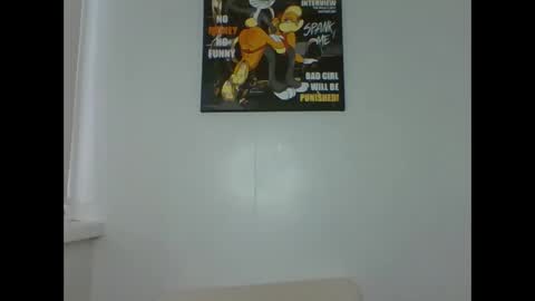 make_mesmile online show from 10/13/25, 05:51