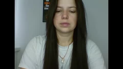 make_mesmile online show from 11/11/25, 08:03