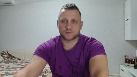 Snapshot of malchyshka chatting on 12/12/24, 03:48 malchyshka online show from 12/12/24, 03:48