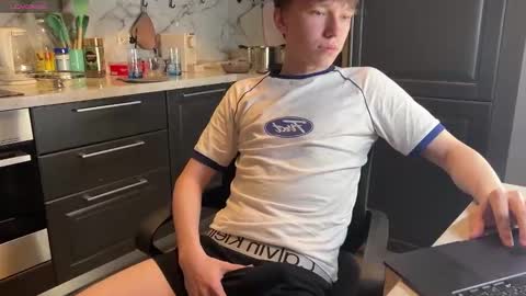 Tom and Mark 3 online show from 10/09/25, 06:17