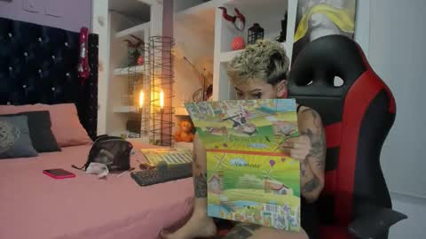 Snapshot of malefica_cortexxx_ chatting on 09/21/25, 02:24 Malefica online show from 09/21/25, 02:24