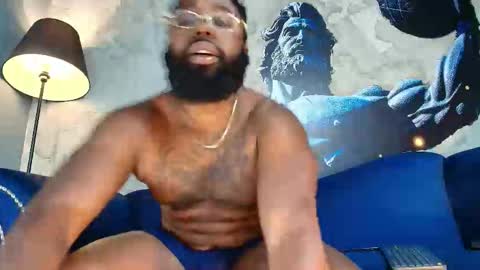 Snapshot of malik_arellano chatting on 10/01/25, 02:23 The King Malik online show from 10/01/25, 02:23
