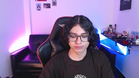 Snapshot of malik_harrison_ chatting on 01/01/25, 07:53 Malik online show from 01/01/25, 07:53