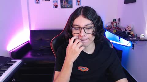 Snapshot of malik_harrison_ chatting on 02/07/25, 02:15 Malik online show from 02/07/25, 02:15