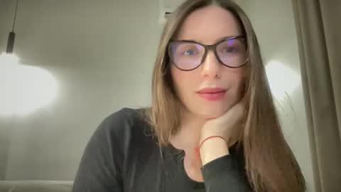 Snapshot of malina568708 chatting on 01/27/25, 04:43 malina568708 online show from 01/27/25, 04:43