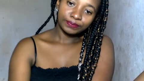 Snapshot of malinah01 chatting on 12/14/24, 10:13 malinah01 online show from 12/14/24, 10:13