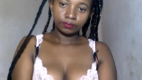 Snapshot of malinah01 chatting on 12/16/24, 08:41 malinah01 online show from 12/16/24, 08:41