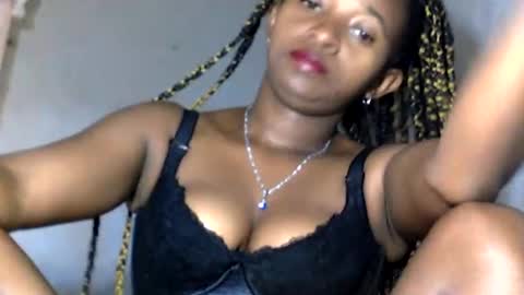 Snapshot of malinah01 chatting on 01/24/25, 05:31 malinah01 online show from 01/24/25, 05:31