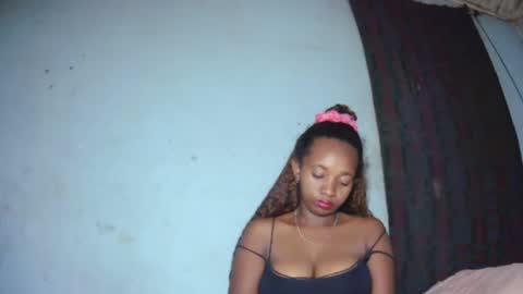Snapshot of malinah01 chatting on 09/11/25, 07:58 malinah01 online show from 09/11/25, 07:58