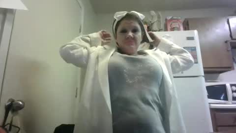 Snapshot of malinda702 chatting on 01/10/25, 08:04 malinda702 online show from 01/10/25, 08:04