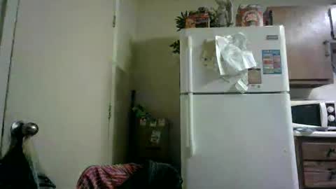 Snapshot of malinda702 chatting on 01/19/25, 03:39 malinda702 online show from 01/19/25, 03:39