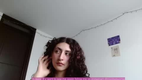 Snapshot of malitamuymal22 chatting on 03/04/25, 11:00 Malita online show from 03/04/25, 11:00