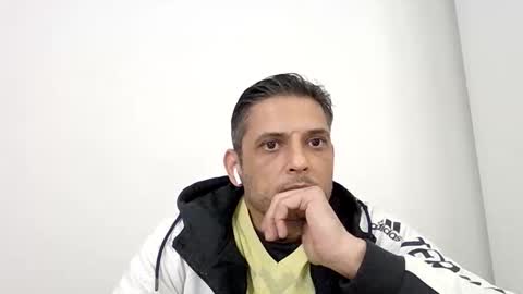 Snapshot of malledepampa chatting on 11/14/25, 08:57 malledepampa online show from 11/14/25, 08:57