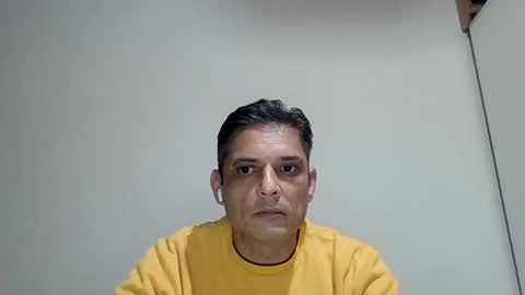 Snapshot of malledepampa chatting on 11/17/25, 07:41 malledepampa online show from 11/17/25, 07:41