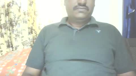 Sree0703 online show from 10/28/25, 02:59