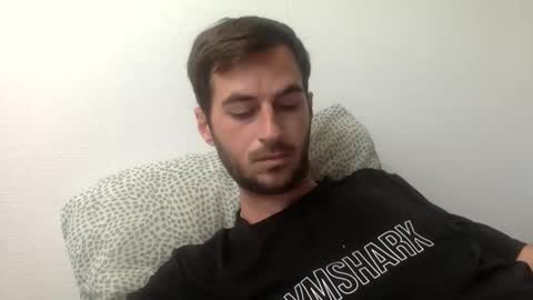 Snapshot of mamattv chatting on 09/18/25, 06:37 mamattv online show from 09/18/25, 06:37