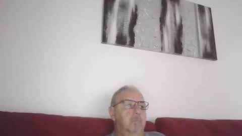 OLDMANFREE online show from 10/26/25, 02:34