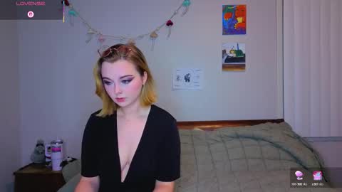 MamiCloudz online show from 10/13/25, 12:32