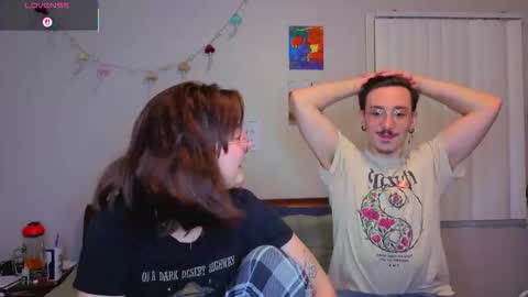 MamiCloudz online show from 11/15/25, 01:36