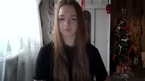 Snapshot of mamie_trish chatting on 12/04/24, 08:45 Mamie Trish online show from 12/04/24, 08:45