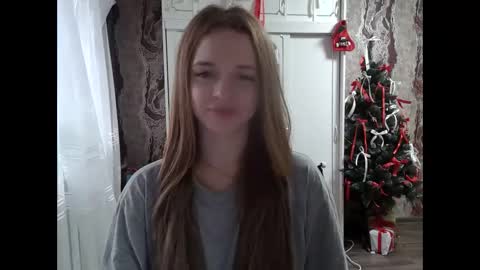 Snapshot of mamie_trish chatting on 12/07/24, 12:35 Mamie Trish online show from 12/07/24, 12:35