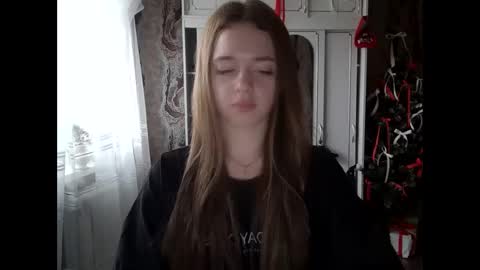 Snapshot of mamie_trish chatting on 12/10/24, 09:44 Mamie Trish online show from 12/10/24, 09:44