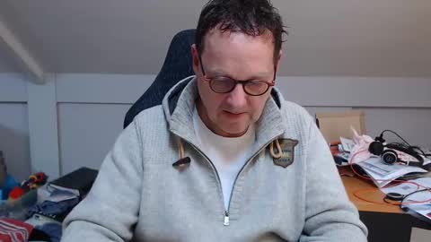 Snapshot of man2havefun chatting on 01/15/25, 10:27 man2havefun online show from 01/15/25, 10:27