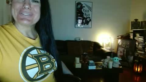 Snapshot of mandaloriangirlsfight chatting on 10/23/25, 05:44 mandaloriangirlsfight online show from 10/23/25, 05:44